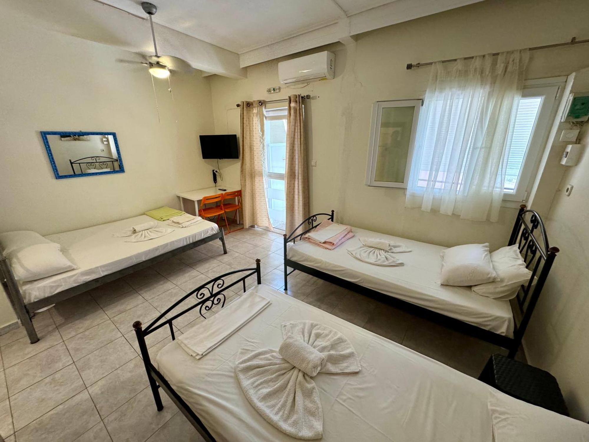 Seaside Apartments & Rooms Kampouri Stomion  Exterior photo